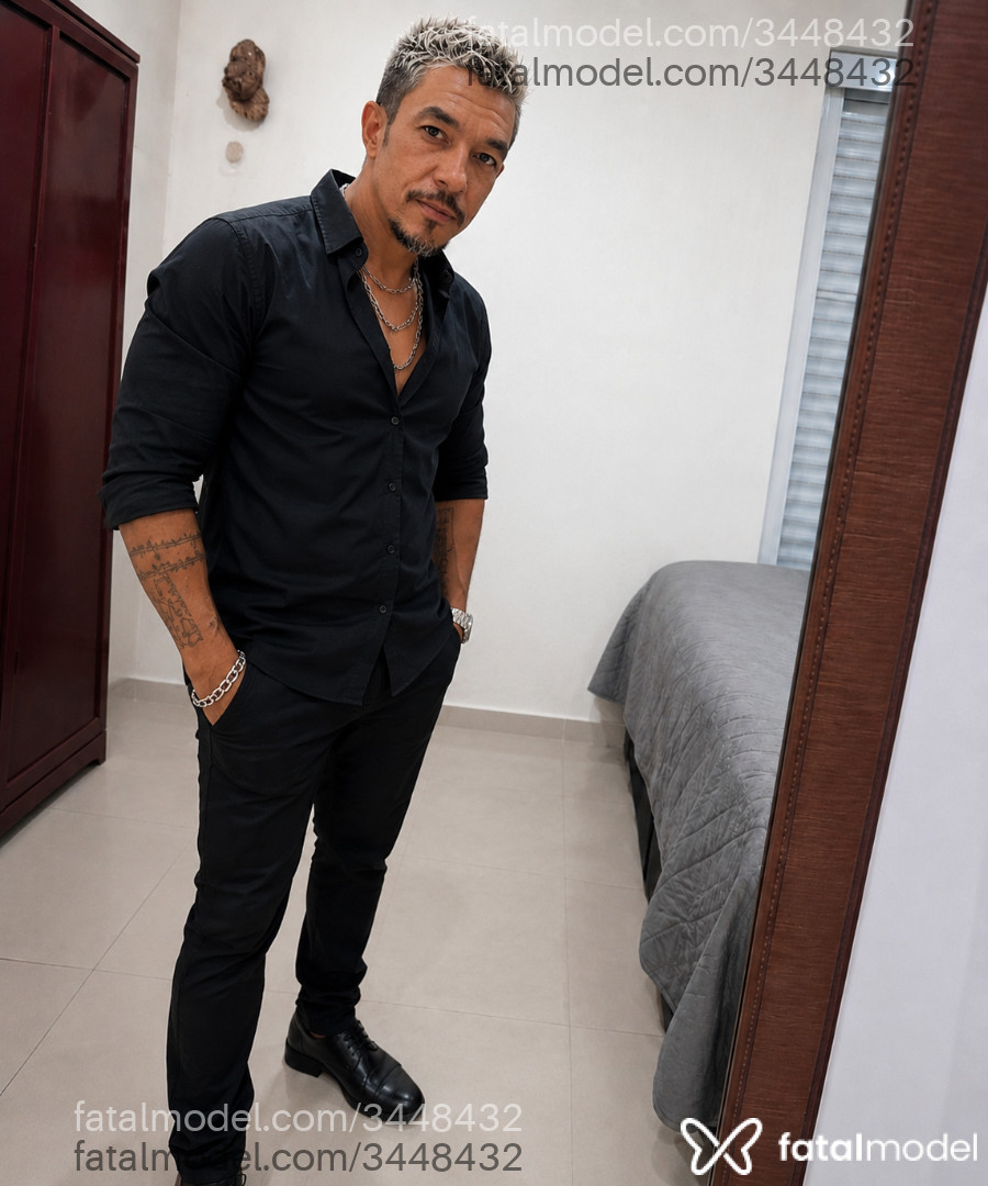 Acompanhante homem com cabelo castanho de olhos mel - Blade