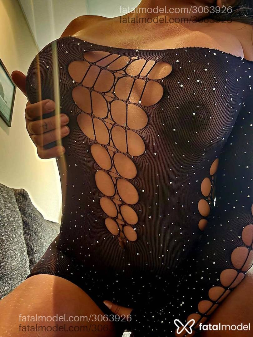 Acompanhante mulher morena (o) de olhos castanhos em Curitiba - Paula Carvalho
