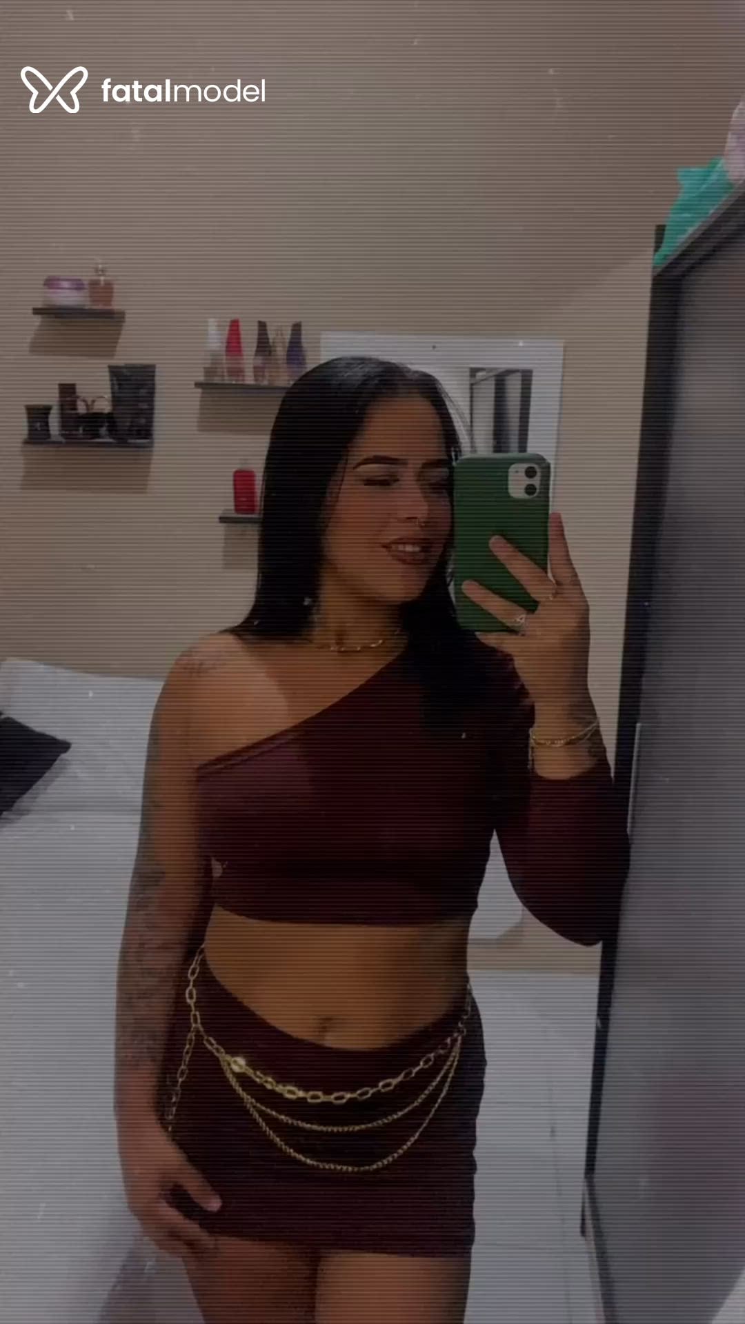 Acompanhante mulher morena (o) de olhos castanhos - Eloá Sillva