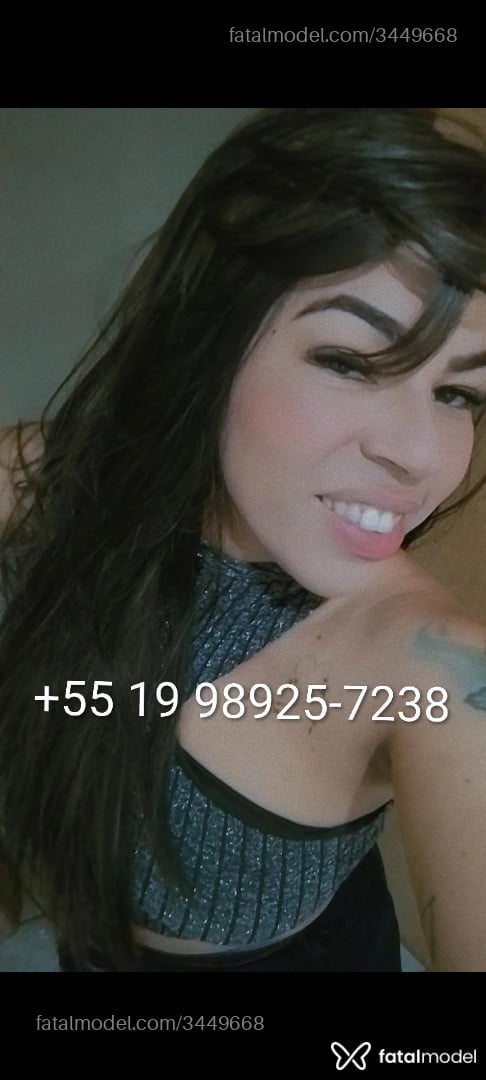 Acompanhante mulher morena (o) de olhos castanhos - Morena