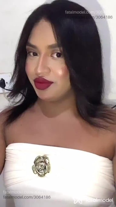 Acompanhante mulher trans morena (o) de olhos castanhos em Araguaína - Ysadora Cortez
