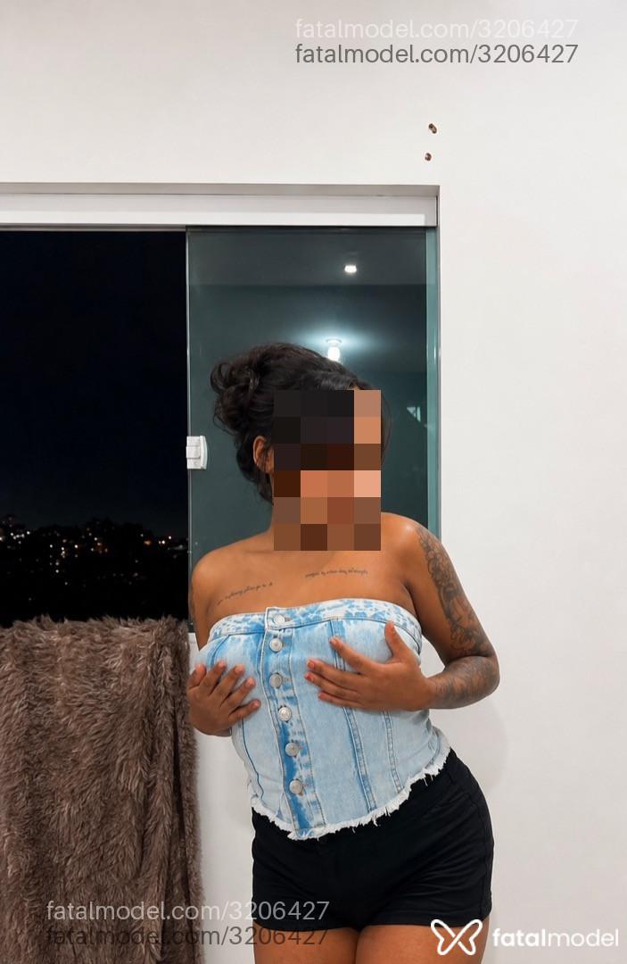Acompanhante mulher morena (o) de olhos castanhos - Luara