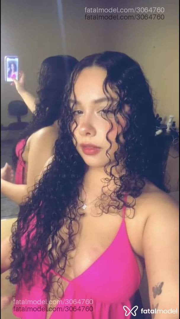 Acompanhante mulher morena (o) de olhos castanhos - Gabi
