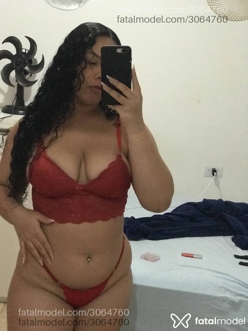 Acompanhante mulher morena (o) de olhos castanhos - Gabi
