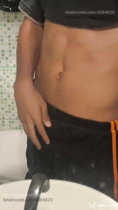 Acompanhante homem morena (o) de olhos pretos - Jesus Acompanhante homem morena (o) de olhos pretos - Jesus