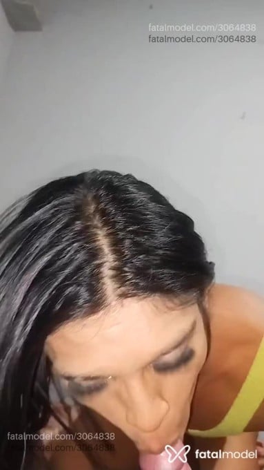 Acompanhante mulher trans morena (o) de olhos castanhos em Rio Verde - Agatha Rodrigues