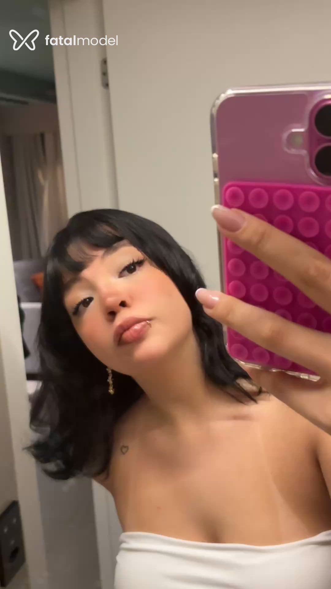 Acompanhante mulher morena (o) de olhos mel - Ana