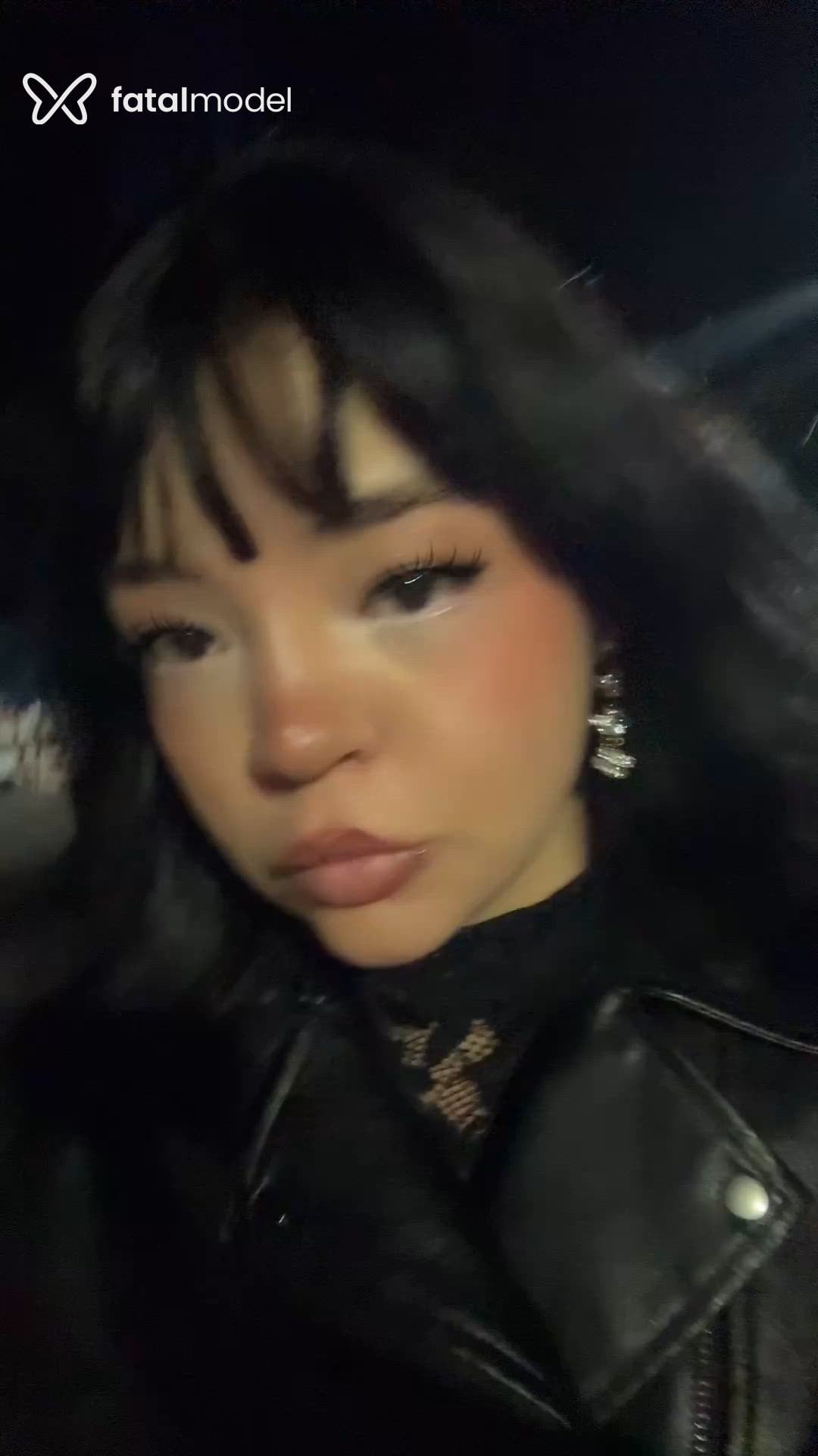 Acompanhante mulher morena (o) de olhos mel - Ana