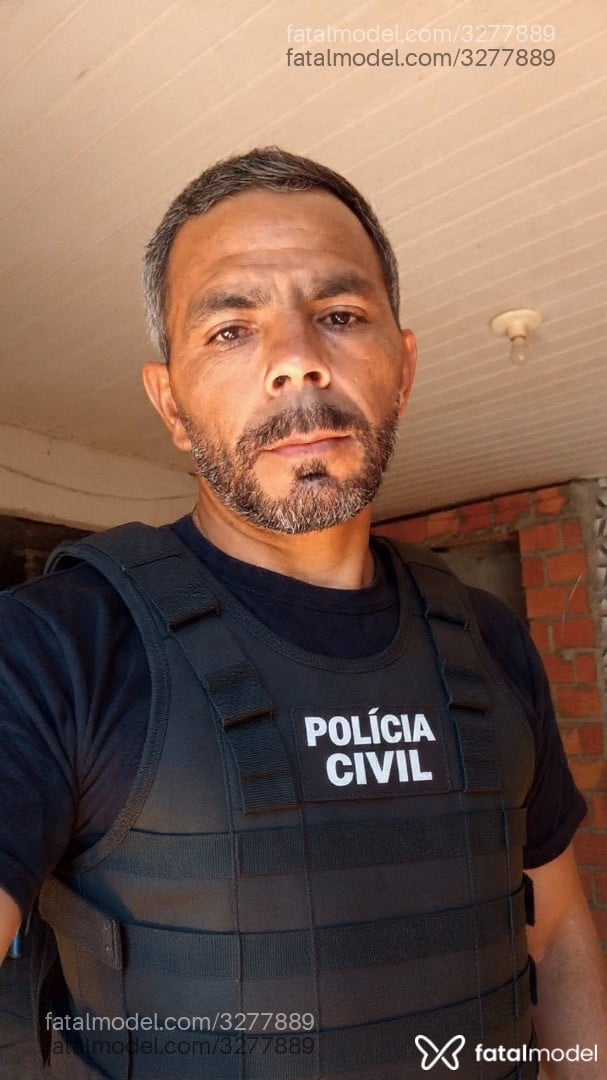 Acompanhante homem morena (o) de olhos castanhos - Antony