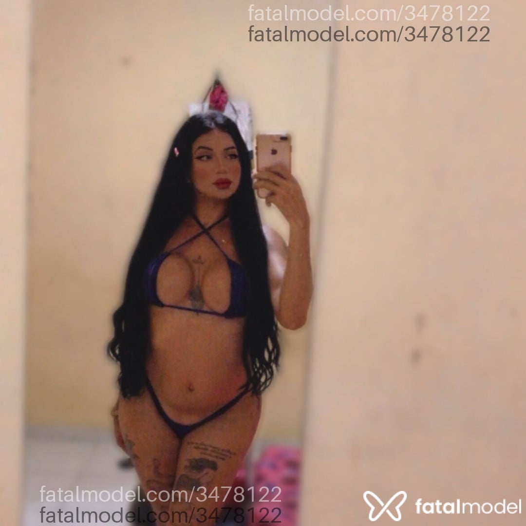 Acompanhante mulher trans morena (o) de olhos pretos - Isabela Santos Acompanhante mulher trans morena (o) de olhos pretos - Isabela Santos