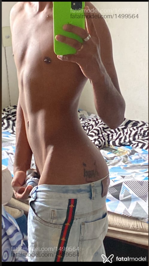 Acompanhante homem morena (o) de olhos pretos - Gustavo