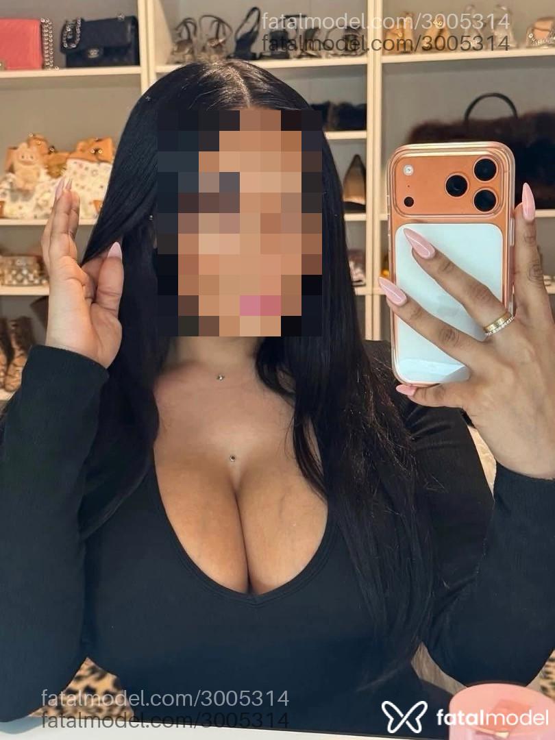 Acompanhante mulher morena (o) de olhos castanhos - Jeniffer Nunes