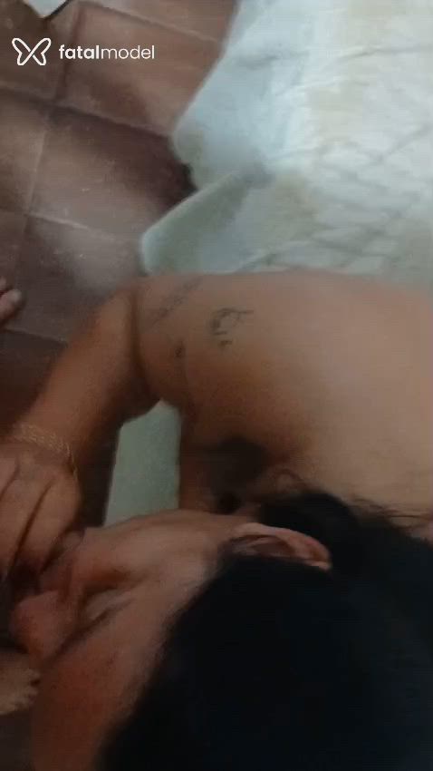 Acompanhante mulher com cabelo castanho de olhos castanhos - Zabér