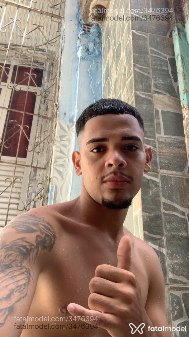 Acompanhante homem morena (o) de olhos castanhos - Vicent Moreau