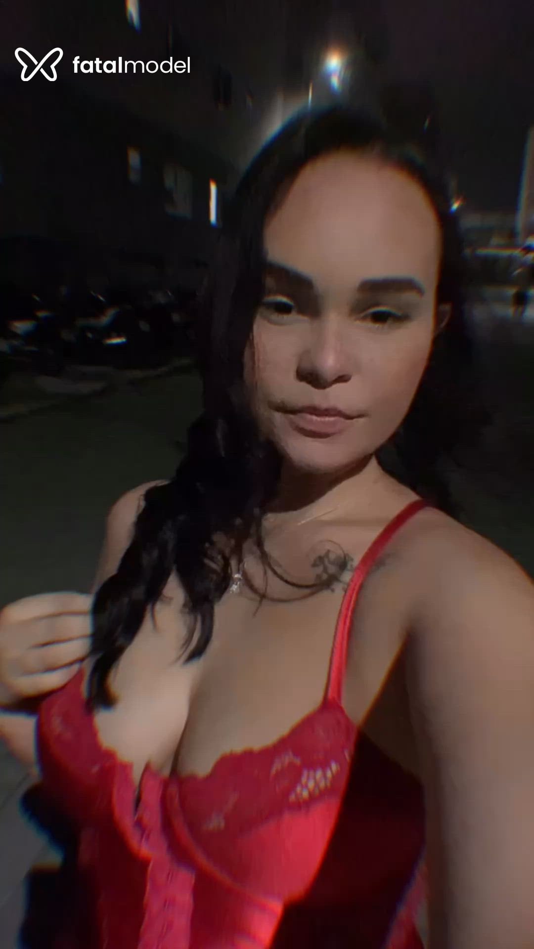 Acompanhante mulher morena (o) de olhos castanhos - Monica
