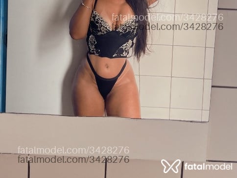 Acompanhante mulher morena (o) de olhos castanhos - Luana Castelli