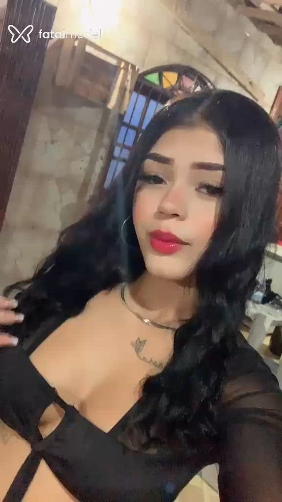 Acompanhante mulher morena (o) de olhos castanhos - Livia Braga