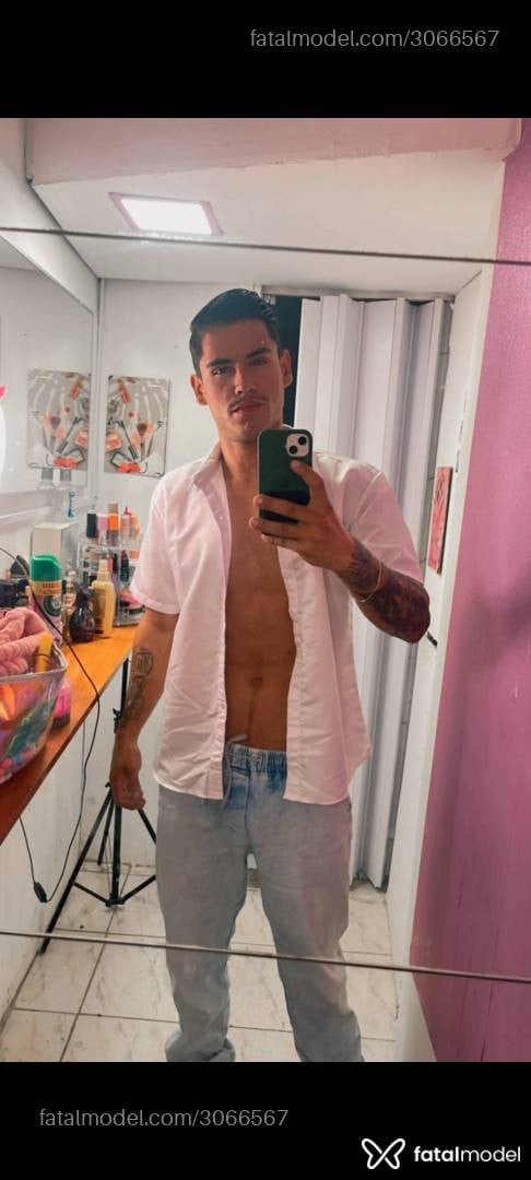 Acompanhante homem morena (o) de olhos castanhos em São Paulo - Elton