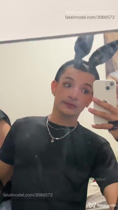 Acompanhante homem com cabelo castanho de olhos pretos em Contagem - Lukke Santos