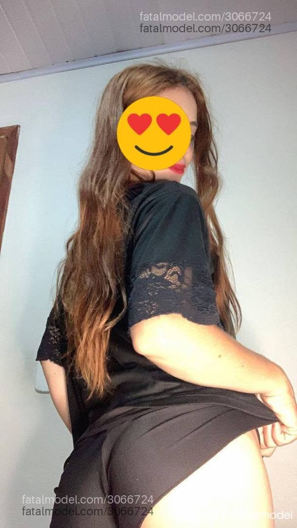 Acompanhante mulher ruiva (o) de olhos castanhos - Massafera