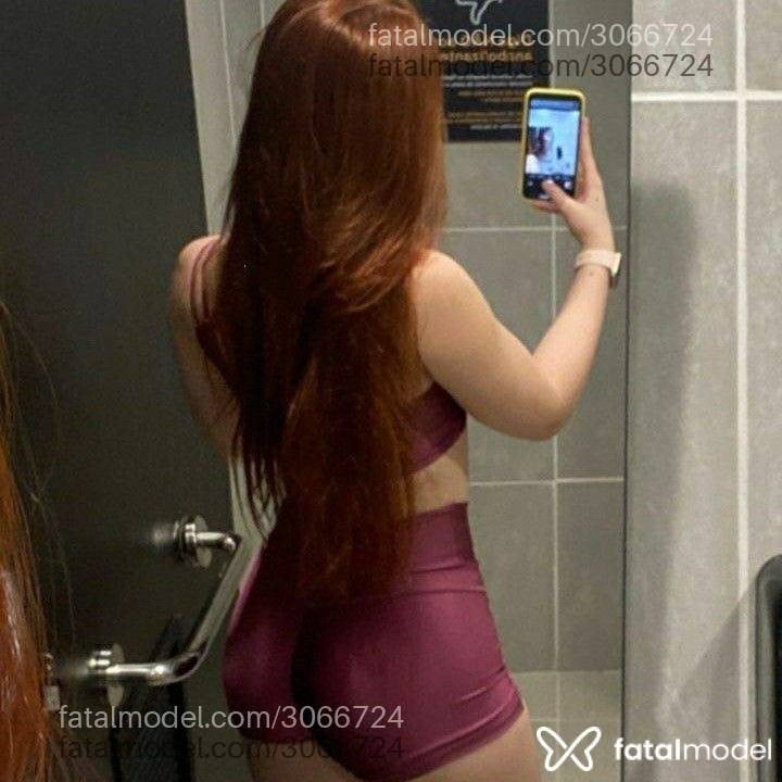 Acompanhante mulher ruiva (o) de olhos castanhos - Massafera
