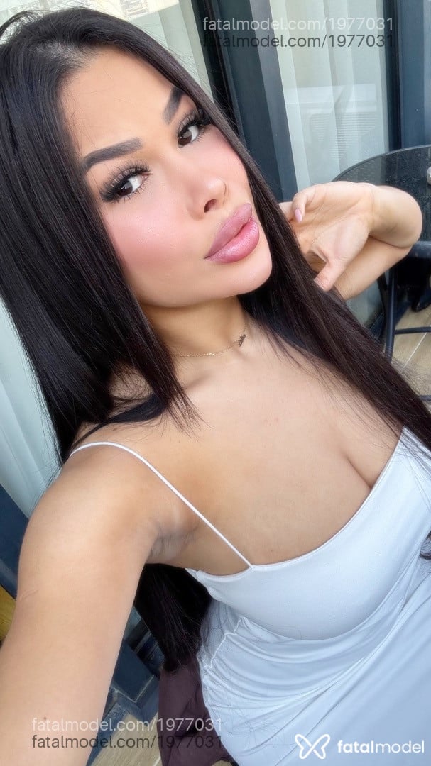 Acompanhante mulher morena (o) de olhos castanhos - Jade Milani