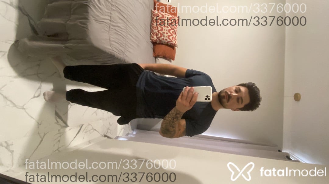 Acompanhante homem com cabelo castanho de olhos castanhos - Pedrosc
