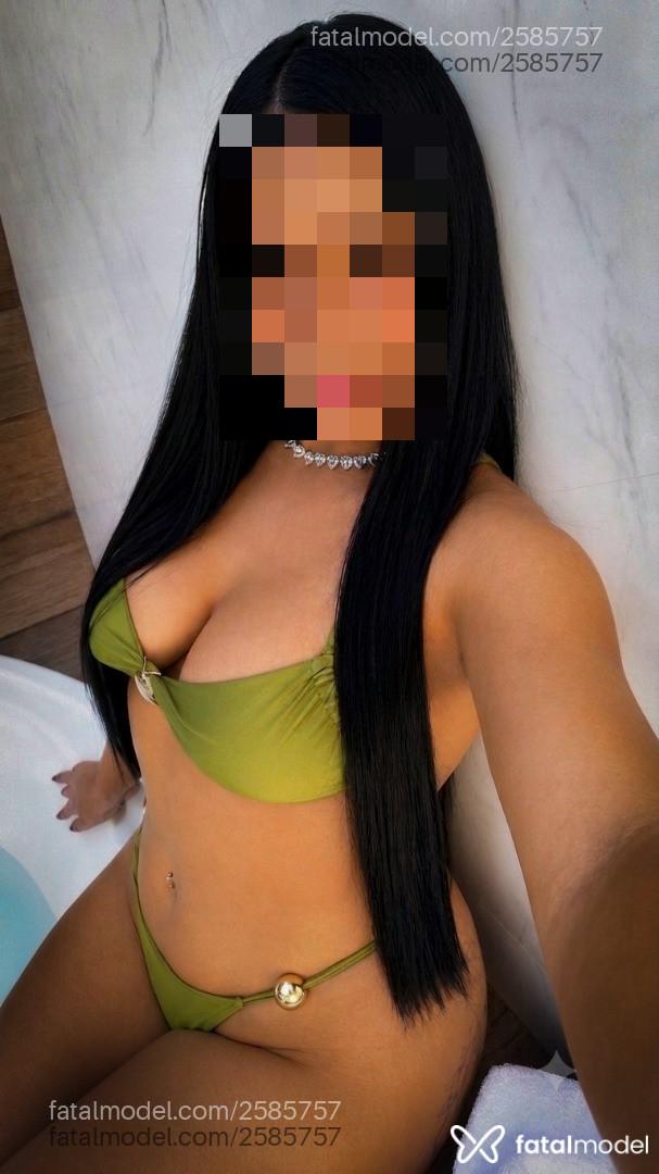 Acompanhante mulher morena (o) de olhos pretos - Gabyy