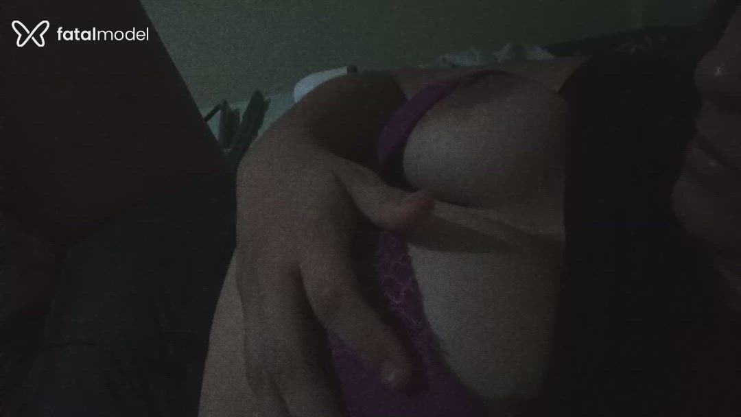 Acompanhante mulher morena (o) de olhos castanhos - Mariana