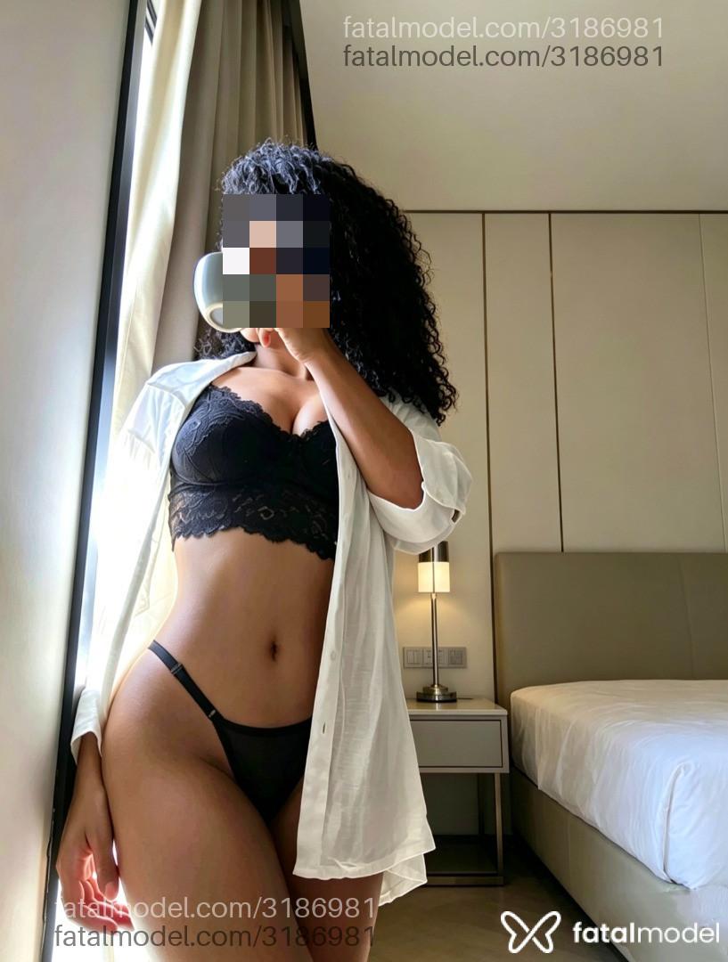 Acompanhante mulher morena (o) de olhos castanhos - Gaby