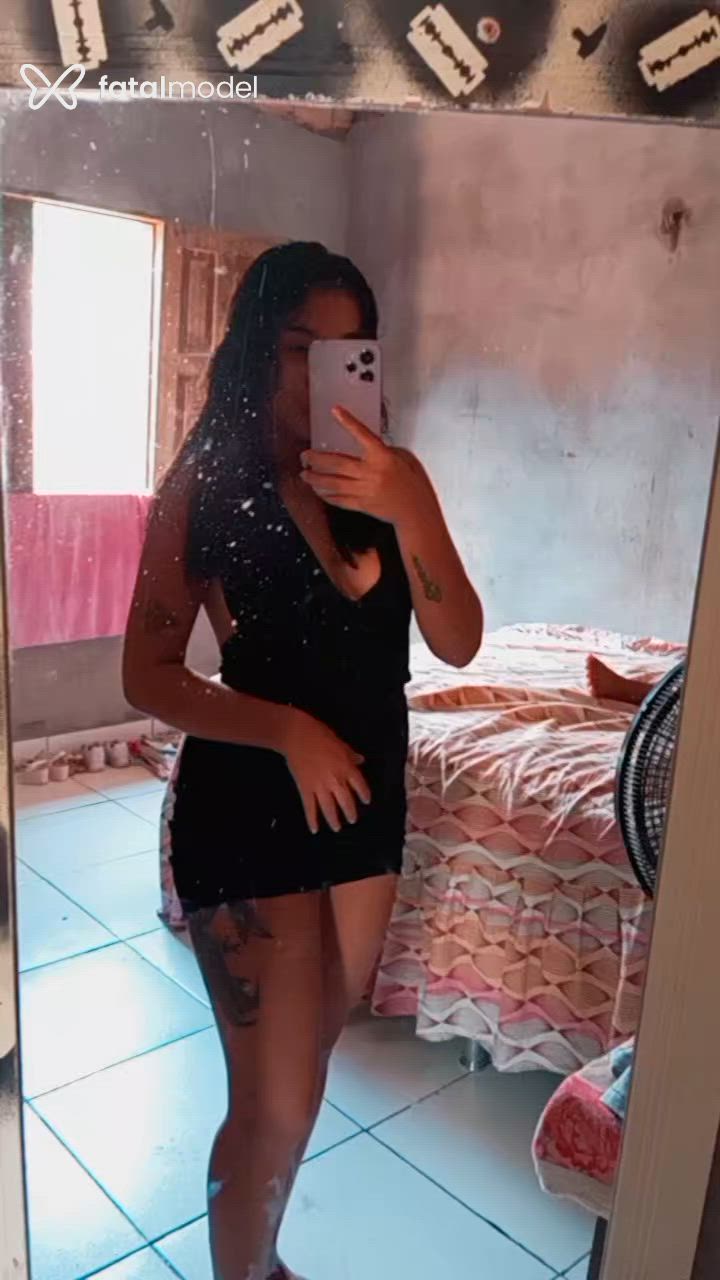 Acompanhante mulher morena (o) de olhos castanhos - Karina Lopes Acompanhante mulher morena (o) de olhos castanhos - Karina Lopes