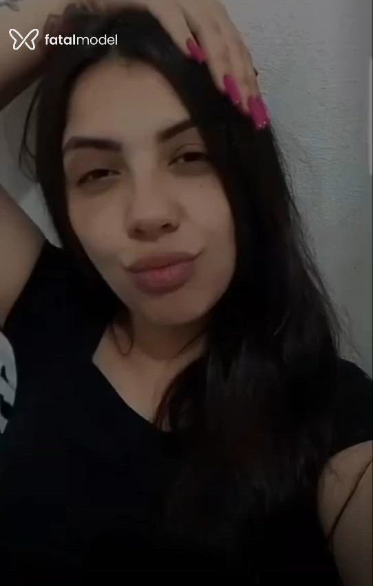 Acompanhante mulher com cabelo castanho de olhos pretos - Laiza Santiago
