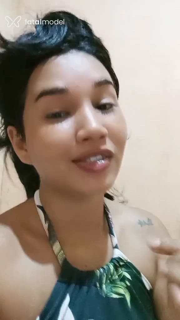 Acompanhante mulher morena (o) de olhos castanhos - Karina Lopes Acompanhante mulher morena (o) de olhos castanhos - Karina Lopes