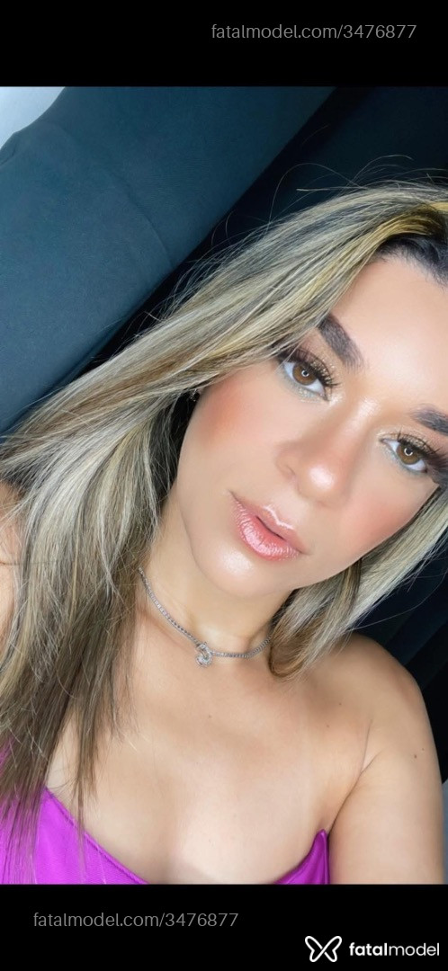Acompanhante mulher loira (o) de olhos castanhos - Larissa Giménez