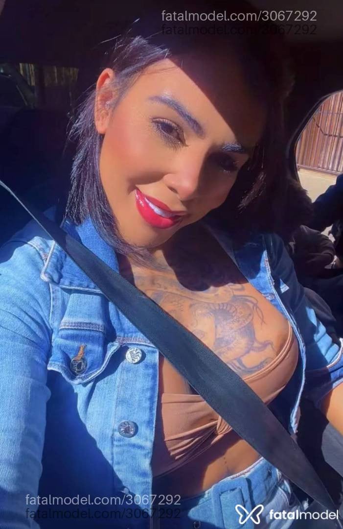 Acompanhante mulher morena (o) de olhos pretos - Meire