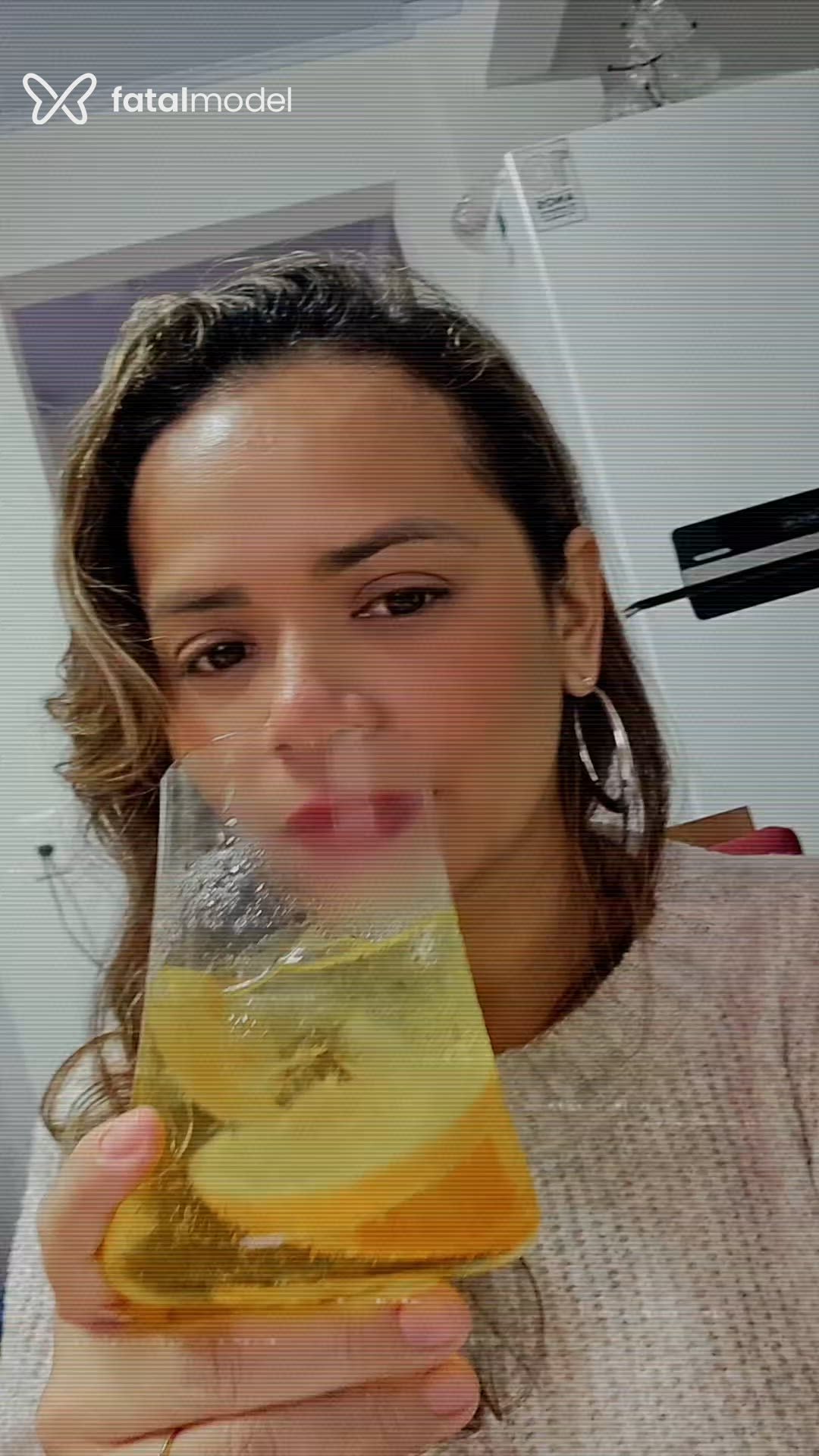 Acompanhante mulher morena (o) de olhos castanhos - Criszinha