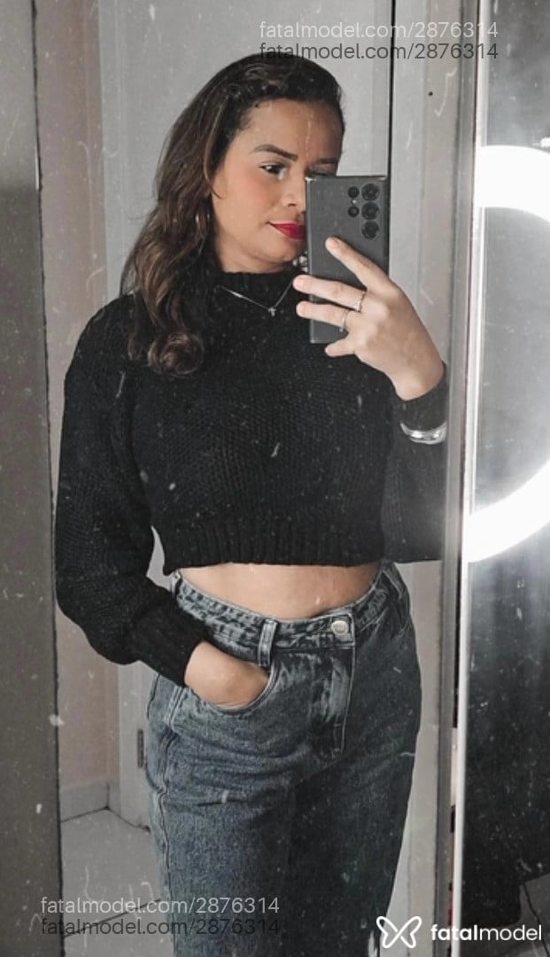 Acompanhante mulher morena (o) de olhos castanhos - Criszinha