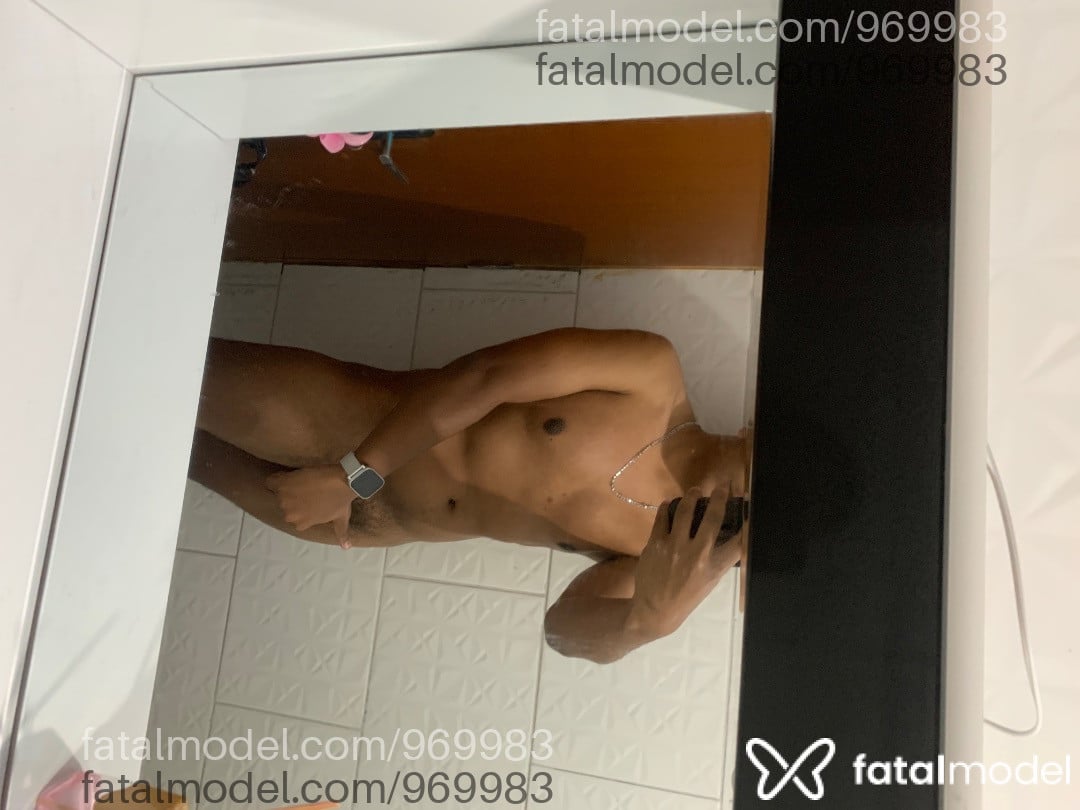Acompanhante homem morena (o) de olhos pretos - Rômulo Reisen