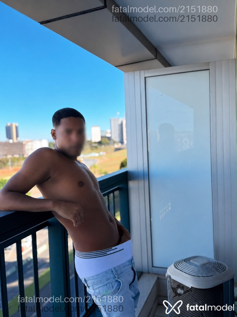 Acompanhante homem morena (o) de olhos castanhos - Emerson Dom Acompanhante homem morena (o) de olhos castanhos - Emerson Dom