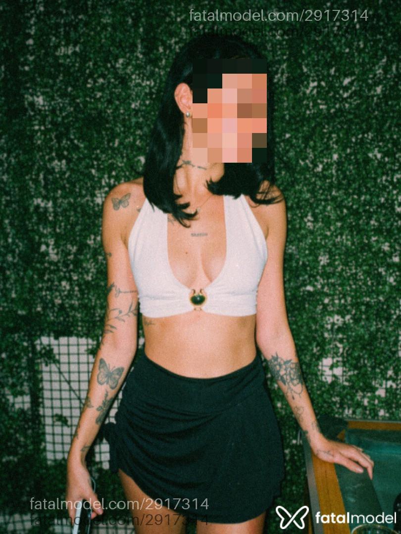 Acompanhante mulher morena (o) de olhos mel - Larissa