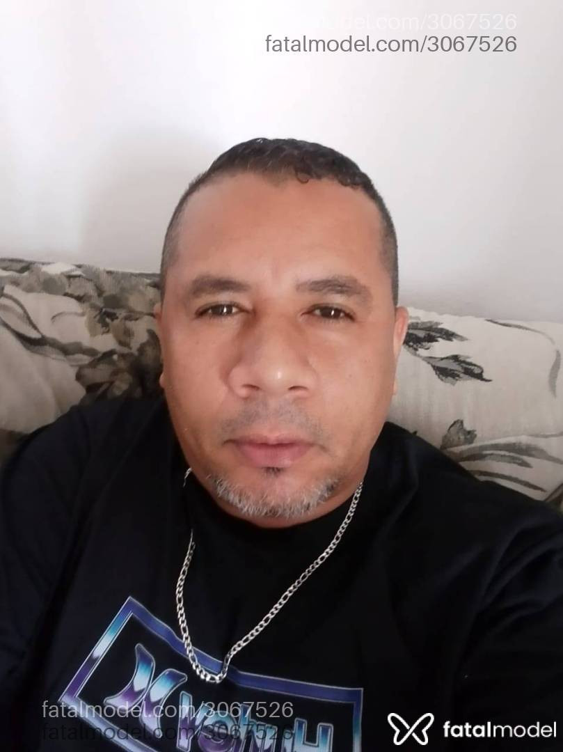 Acompanhante homem morena (o) de olhos pretos em Virtual - Cherry