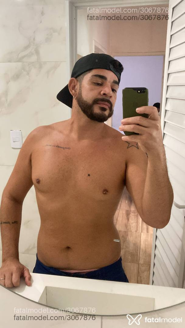 Acompanhante homem com cabelo castanho de olhos castanhos em Rio de Janeiro - Gabriel