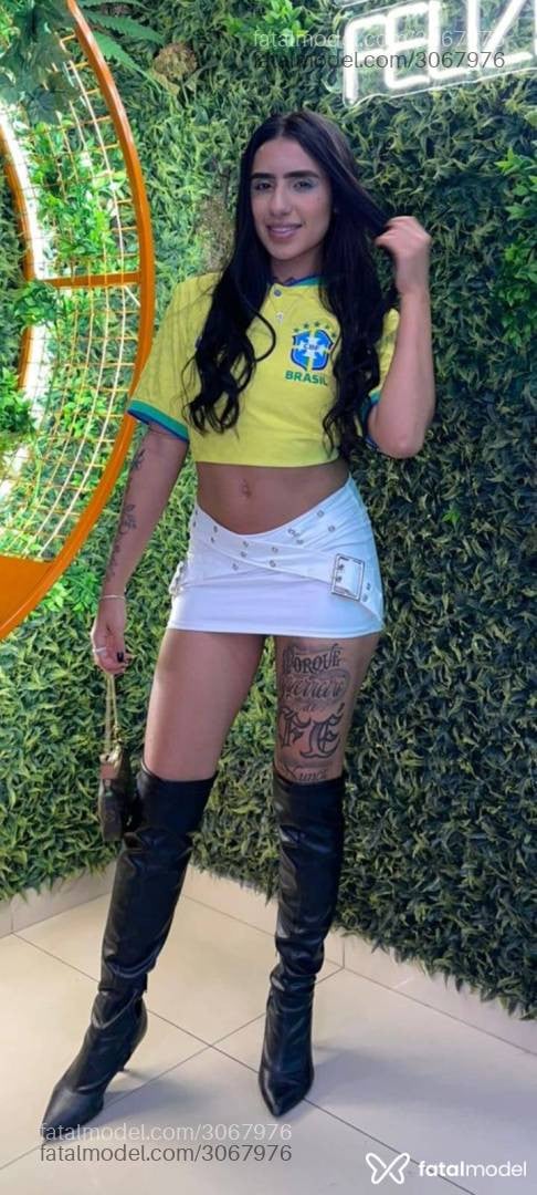 Acompanhante mulher morena (o) de olhos castanhos - Gaby