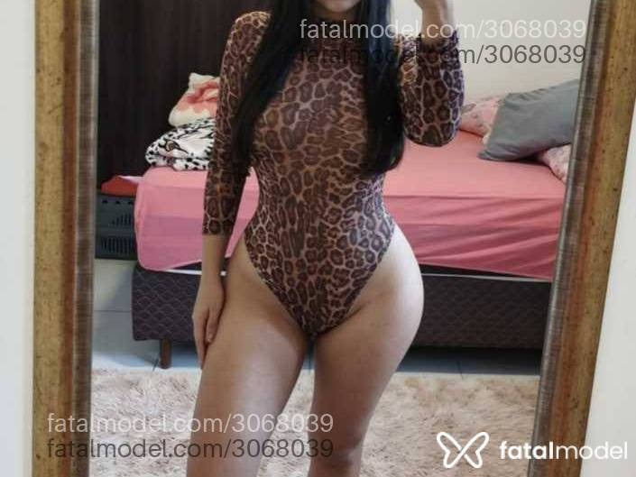 Acompanhante mulher com cabelo castanho de olhos castanhos em Braço do Norte - Fernanda