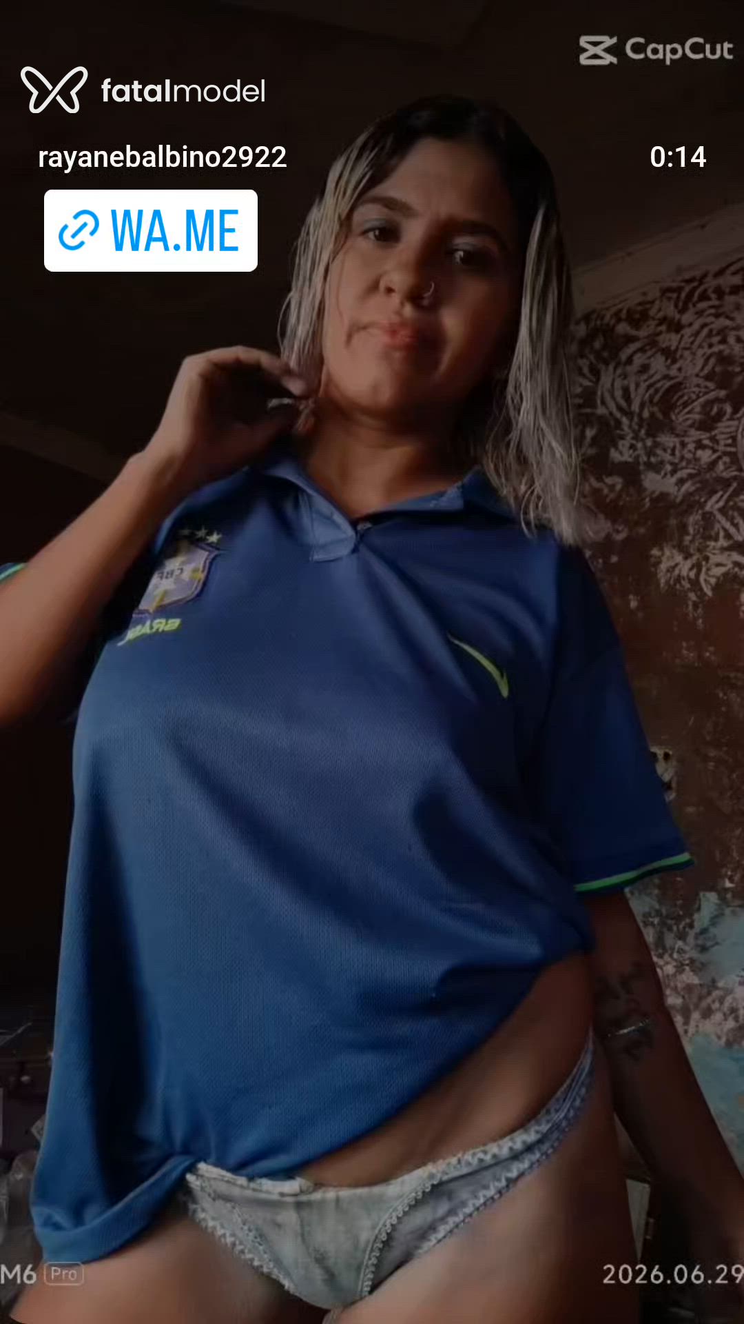 Acompanhante mulher loira (o) de olhos castanhos - Rayyy Acompanhante mulher loira (o) de olhos castanhos - Rayyy