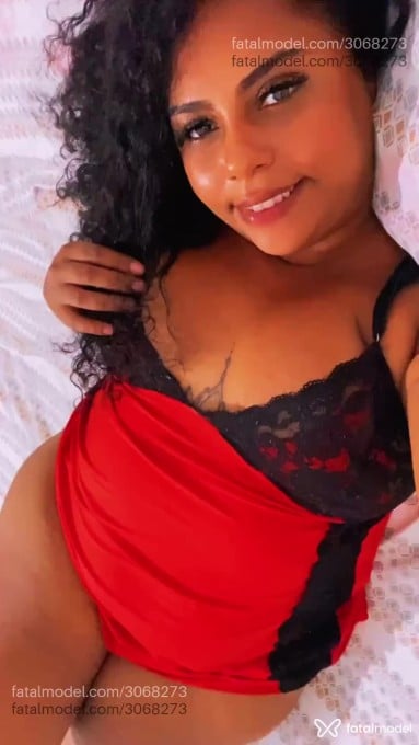 Acompanhante mulher morena (o) de olhos pretos em Virtual - Akilly
