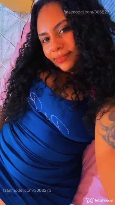 Acompanhante mulher morena (o) de olhos pretos em Virtual Acompanhante mulher morena (o) de olhos pretos em Virtual - Kimberly