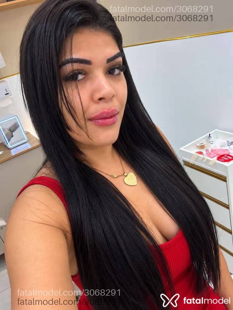 Acompanhante mulher morena (o) de olhos castanhos - Melissa