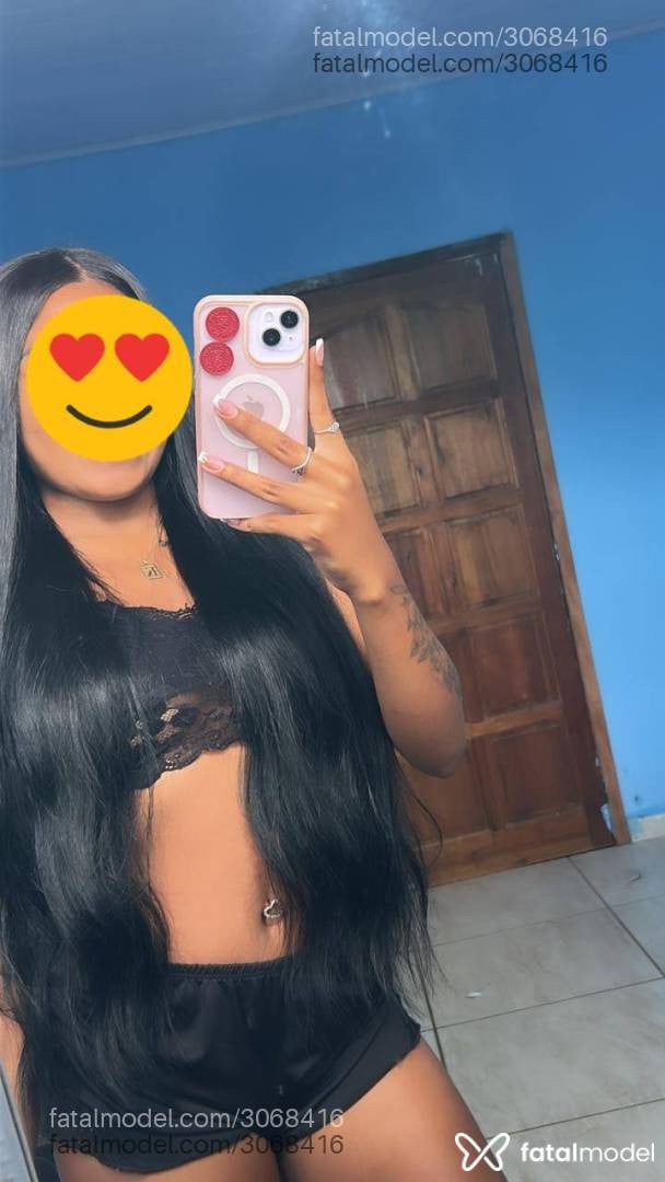 Acompanhante mulher morena (o) de olhos castanhos - Karen
