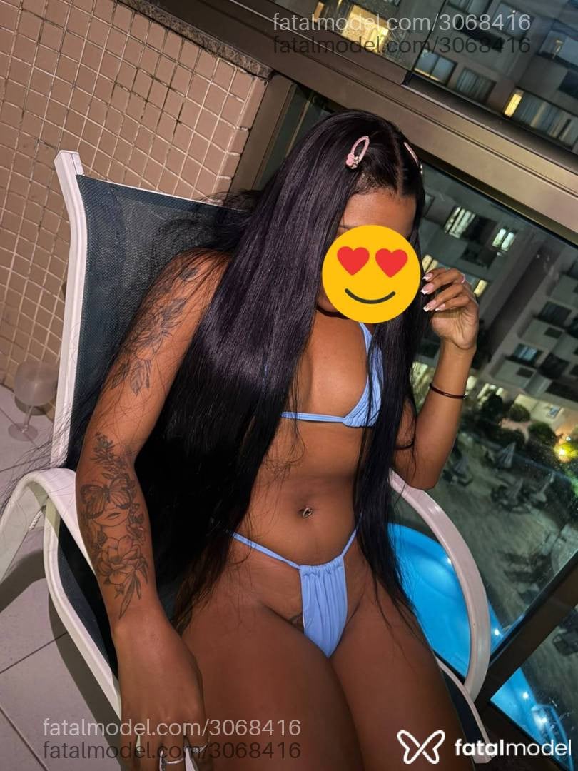 Acompanhante mulher morena (o) de olhos castanhos - Karen